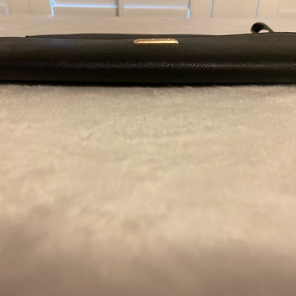 Elim & Paul Wristlet in Black with Magnetic Front Closure EUC - Picture 6 of 7